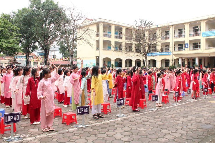 Trường Tiểu học Thạch Hòa tổ chức chương trình “Nét bút xuân” Xuân Bính Ngọ 2026- Ảnh 16.
