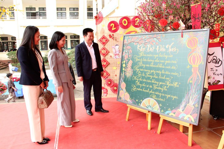 Trường Tiểu học Thạch Hòa tổ chức chương trình “Nét bút xuân” Xuân Bính Ngọ 2026- Ảnh 2.