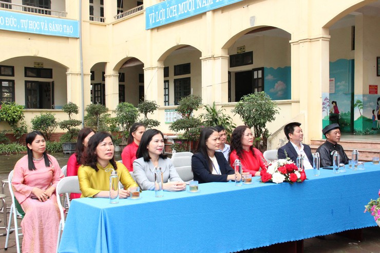 Trường Tiểu học Thạch Hòa tổ chức chương trình “Nét bút xuân” Xuân Bính Ngọ 2026- Ảnh 1.