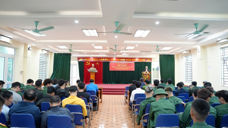 Phường Yên Nghĩa tổ chức gặp mặt thanh niên chuẩn bị lên đường nhập ngũ và quân nhân xuất ngũ năm 2026- Ảnh 7.