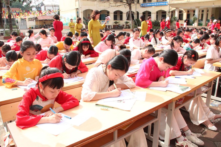 Trường Tiểu học Thạch Hòa tổ chức chương trình “Nét bút xuân” Xuân Bính Ngọ 2026- Ảnh 8.