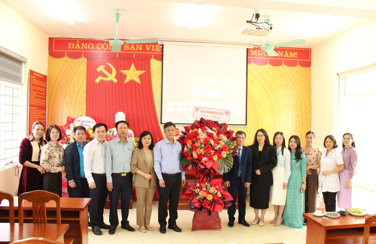 Trạm Y tế xã Hòa Lạc kỷ niệm 71 năm Ngày Thầy thuốc Việt Nam (27/02/1955 – 27/02/2026)- Ảnh 1.