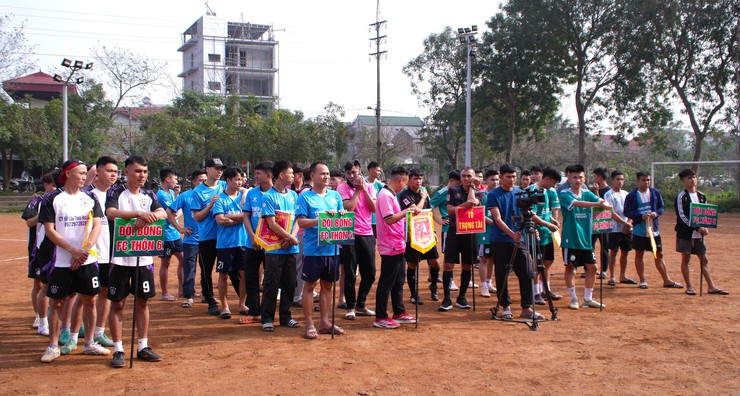 Khai mạc Giải bóng đá Thanh niên làng Vĩnh Lộc năm 2026 – Sôi động ngày hội thể thao đầu xuân- Ảnh 2.