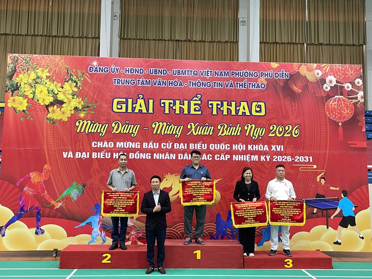 Phường Phú Diễn tổ chức Giải thể thao chào mừng Cuộc bầu cử Quốc hội khóa XVI và đại biểu HĐND các cấp nhiệm kỳ 2026-2031- Ảnh 1.