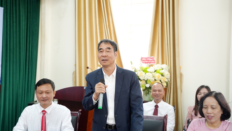 Lãnh đạo phường Yên Nghĩa thăm, chúc mừng Ngày Thầy thuốc Việt Nam 27/2- Ảnh 2.