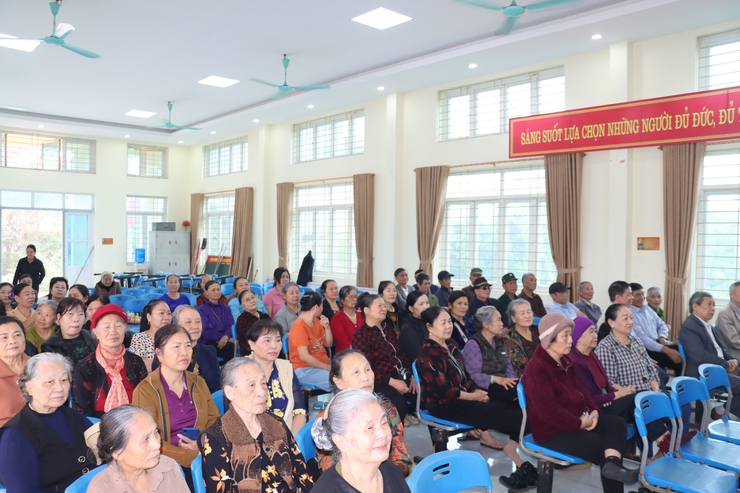 Đơn vị bầu cử số 1 tiếp xúc cử tri tại thôn Mỹ Lâm và thôn Đại Nam- Ảnh 3.