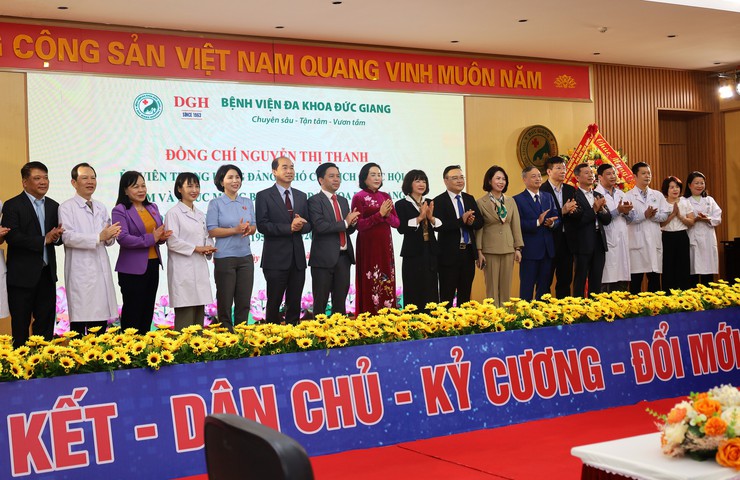 PHƯỜNG BỒ ĐỀ CHÚC MỪNG CÁC ĐƠN VỊ Y TẾ NHÂN KỶ NIỆM 71 NĂM NGÀY THẦY THUỐC VIỆT NAM (27/02/1955 - 27/02/2026)- Ảnh 1.
