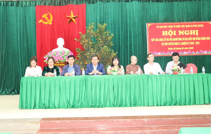 Hội nghị tiếp xúc cử tri với người ứng cử đại biểu HĐND xã tại đơn vị bầu cử số 6

- Ảnh 2.