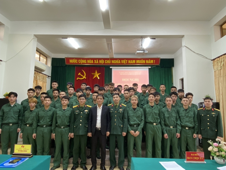 Tuổi trẻ xã Phúc Lộc sẵn sàng lên đường bảo vệ Tổ quốc- Ảnh 2.