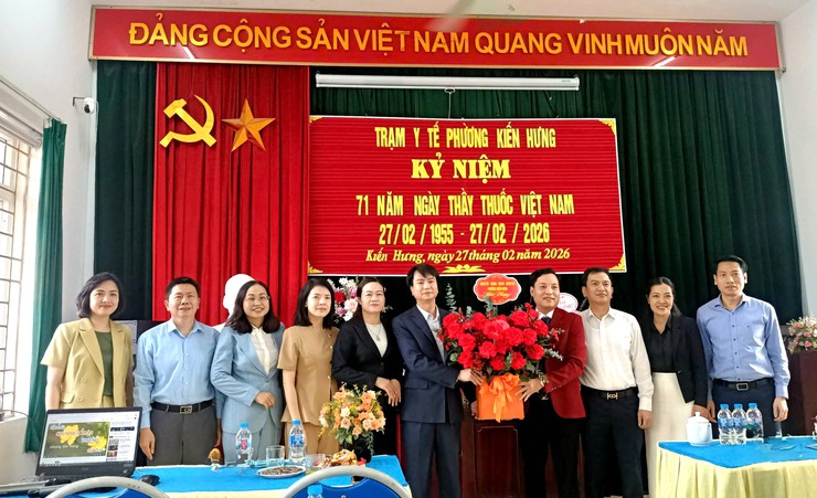 Trạm y tế phường Kiến Hưng: Tự hào truyền thống - Vững bước tương lai- Ảnh 1.