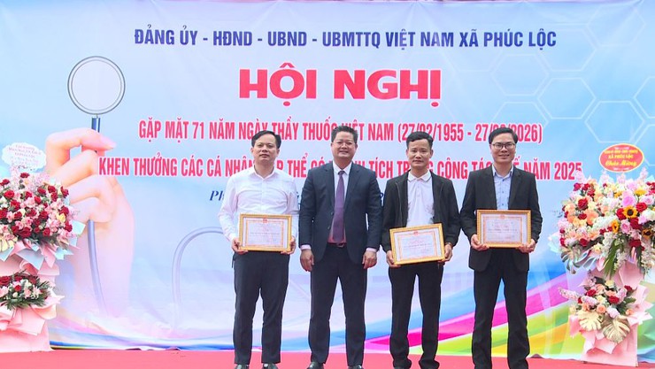 Xã Phúc Lộc gặp mặt cán bộ ngành Y tế nhân kỷ niệm 71 năm Ngày Thầy thuốc Việt Nam (27/02/1955 – 27/02/2026); Khen thưởng cá nhân, tập thể có thành tích trong công tác y tế năm 2025- Ảnh 10.