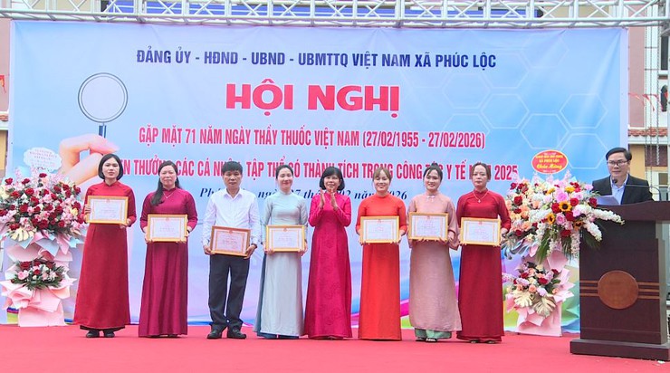 Xã Phúc Lộc gặp mặt cán bộ ngành Y tế nhân kỷ niệm 71 năm Ngày Thầy thuốc Việt Nam (27/02/1955 – 27/02/2026); Khen thưởng cá nhân, tập thể có thành tích trong công tác y tế năm 2025- Ảnh 8.