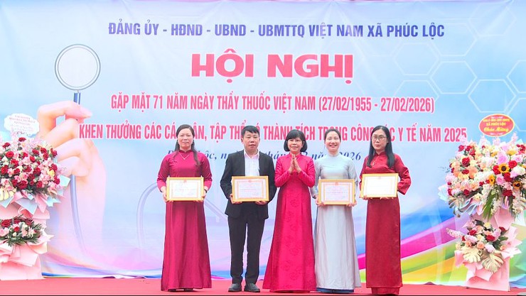 Xã Phúc Lộc gặp mặt cán bộ ngành Y tế nhân kỷ niệm 71 năm Ngày Thầy thuốc Việt Nam (27/02/1955 – 27/02/2026); Khen thưởng cá nhân, tập thể có thành tích trong công tác y tế năm 2025- Ảnh 7.