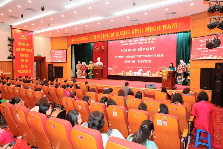 Phường Việt Hưng tổ chức Hội nghị kỷ niệm 71 năm Ngày Thầy thuốc Việt Nam (27/2/1955 – 27/2/2026)- Ảnh 3.