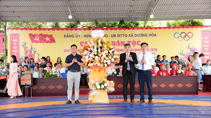 Khai mạc giải Vật Dân tộc truyền thống xã Dương Hoà mở rộng xuân Bính Ngọ 2026
- Ảnh 6.