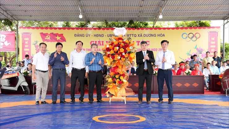 Khai mạc giải Vật Dân tộc truyền thống xã Dương Hoà mở rộng xuân Bính Ngọ 2026
- Ảnh 8.