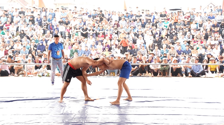 Khai mạc giải Vật Dân tộc truyền thống xã Dương Hoà mở rộng xuân Bính Ngọ 2026
- Ảnh 21.