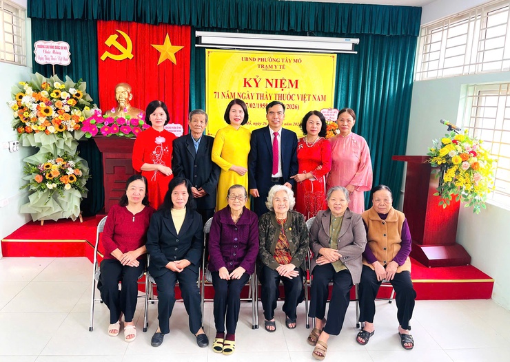Trạm Y tế phường Tây Mỗ kỷ niệm 71 năm Ngày Thầy thuốc Việt Nam: Tôn vinh những "Lương y như từ mẫu"- Ảnh 5.
