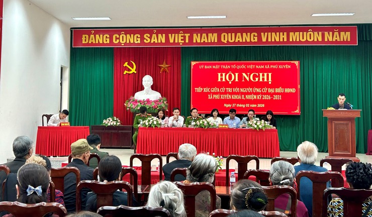 ĐƠN VỊ BẦU CỬ SỐ 4 TIẾP XÚC CỬ TRI TẠI THÔN VẠN ĐIỂM, ĐỖ XÁ- Ảnh 1.