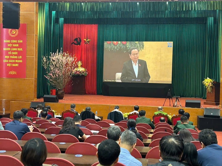 HỘI NGHỊ TRỰC TUYẾN TOÀN QUỐC TRIỂN KHAI CÔNG TÁC BẦU CỬ ĐẠI BIỂU QUỐC HỘI KHÓA XVI VÀ ĐẠI BIỂU HĐND CÁC CẤP NHIỆM KỲ 2026 – 2031- Ảnh 2.