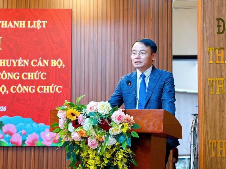 Phường Thanh Liệt công bố quyết định chuyển 29 cán bộ, công chức cấp xã thành công chức- Ảnh 8.