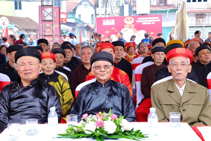 XÃ THƯ LÂM TỔ CHỨC LỄ ĐÓN NHẬN QUYẾT ĐỊNH DI SẢN VĂN HÓA PHI VẬT THỂ QUỐC GIA LỄ HỘI ĐỀN SÁI; KHÁNH THÀNH CÔNG TRÌNH TU BỔ, TÔN TẠO ĐÌNH THỤY LÔI VÀ KHAI MẠC LỄ HỘI ĐỀN SÁI XUÂN BÍNH NGỌ 2026- Ảnh 13.