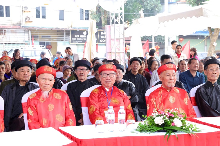 XÃ THƯ LÂM TỔ CHỨC LỄ ĐÓN NHẬN QUYẾT ĐỊNH DI SẢN VĂN HÓA PHI VẬT THỂ QUỐC GIA LỄ HỘI ĐỀN SÁI; KHÁNH THÀNH CÔNG TRÌNH TU BỔ, TÔN TẠO ĐÌNH THỤY LÔI VÀ KHAI MẠC LỄ HỘI ĐỀN SÁI XUÂN BÍNH NGỌ 2026- Ảnh 14.