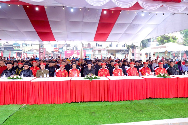 XÃ THƯ LÂM TỔ CHỨC LỄ ĐÓN NHẬN QUYẾT ĐỊNH DI SẢN VĂN HÓA PHI VẬT THỂ QUỐC GIA LỄ HỘI ĐỀN SÁI; KHÁNH THÀNH CÔNG TRÌNH TU BỔ, TÔN TẠO ĐÌNH THỤY LÔI VÀ KHAI MẠC LỄ HỘI ĐỀN SÁI XUÂN BÍNH NGỌ 2026- Ảnh 3.