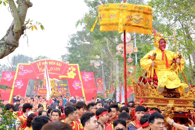 ĐẶC SẮC LỄ RƯỚC VUA GIẢ – ĐIỂM NHẤN NỔI BẬT CỦA LỄ HỘI ĐỀN SÁI, XÃ THƯ LÂM- Ảnh 2.