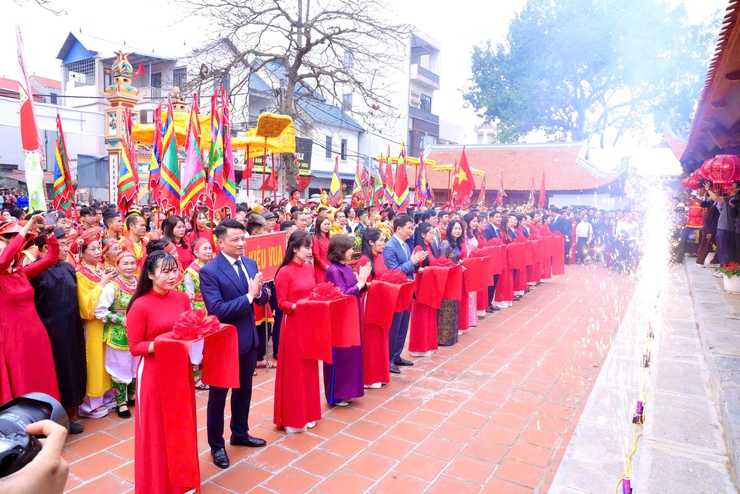 XÃ THƯ LÂM TỔ CHỨC LỄ ĐÓN NHẬN QUYẾT ĐỊNH DI SẢN VĂN HÓA PHI VẬT THỂ QUỐC GIA LỄ HỘI ĐỀN SÁI; KHÁNH THÀNH CÔNG TRÌNH TU BỔ, TÔN TẠO ĐÌNH THỤY LÔI VÀ KHAI MẠC LỄ HỘI ĐỀN SÁI XUÂN BÍNH NGỌ 2026- Ảnh 16.