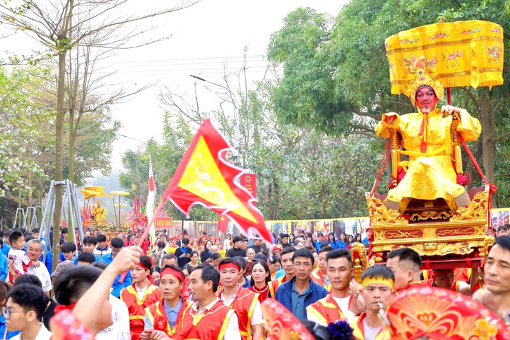 ĐẶC SẮC LỄ RƯỚC VUA GIẢ – ĐIỂM NHẤN NỔI BẬT CỦA LỄ HỘI ĐỀN SÁI, XÃ THƯ LÂM- Ảnh 11.