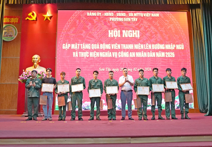 PHƯỜNG SƠN TÂY GẶP MẶT, ĐỘNG VIÊN CÔNG DÂN LÊN ĐƯỜNG NHẬP NGŨ- Ảnh 6.