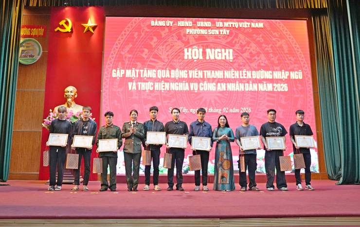 PHƯỜNG SƠN TÂY GẶP MẶT, ĐỘNG VIÊN CÔNG DÂN LÊN ĐƯỜNG NHẬP NGŨ- Ảnh 5.