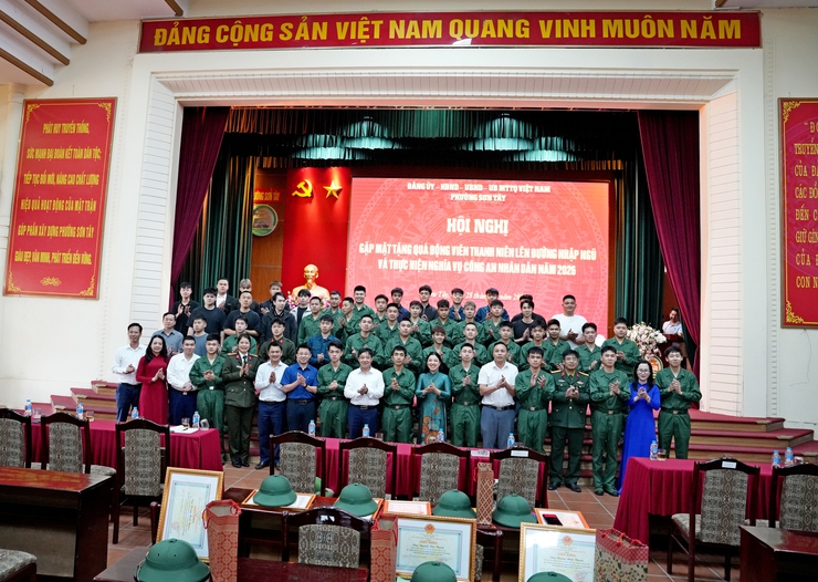 PHƯỜNG SƠN TÂY GẶP MẶT, ĐỘNG VIÊN CÔNG DÂN LÊN ĐƯỜNG NHẬP NGŨ- Ảnh 8.