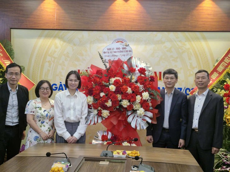 Tri ân những "Thiên thần áo trắng" nhân ngày 27/02- Ảnh 2.