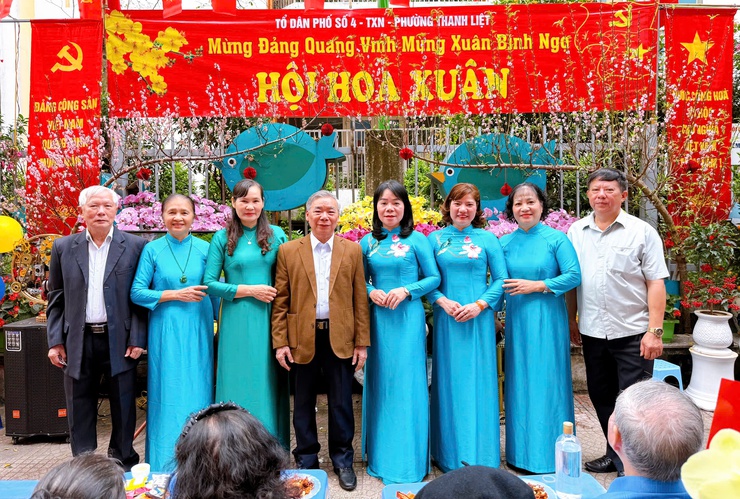 Tổ dân phố số 4, Thanh Xuân Nam rộn ràng Hội hoa mừng Đảng, mừng Xuân- Ảnh 8.