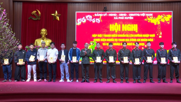 Xã Phú Xuyên gặp mặt thanh niên chuẩn bị lên đường nhập ngũ thực hiện nghĩa vụ tham gia Công an nhân dân và quân nhân xuất ngũ năm 2026- Ảnh 14.