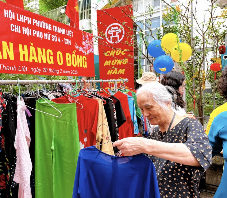 Tổ dân phố số 4, Thanh Xuân Nam rộn ràng Hội hoa mừng Đảng, mừng Xuân- Ảnh 3.