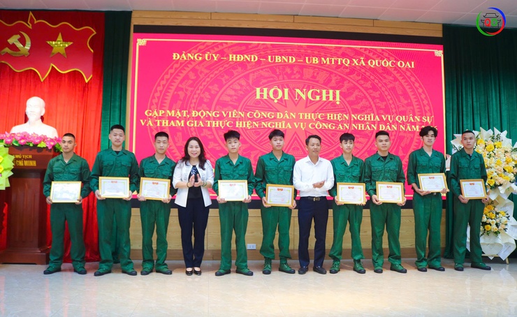 QUỐC OAI GẶP MẶT TÂN BINH NĂM 2026: VỮNG BƯỚC LÊN ĐƯỜNG, TIẾP NỐI TRUYỀN THỐNG QUÊ HƯƠNG ANH HÙNG- Ảnh 3.