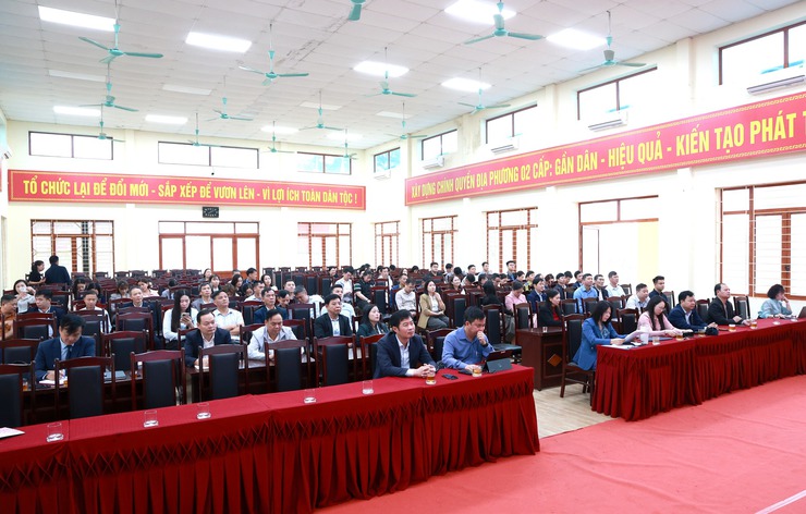 TRUNG GIÃ: HỌC TẬP NGHỊ QUYẾT SỐ 79 VÀ SỐ 80 CỦA BỘ CHÍNH TRỊ - Ảnh 1.