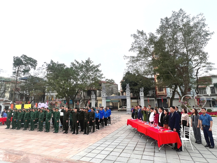 Lễ tuyên dương công dân thực hiện nghĩa vụ Quân sự, Công an nhân dân và biểu dương quân nhân hoàn thành nghĩa vụ năm 2026: Sự tiếp nối truyền thống và khẳng định trách nhiệm công dân- Ảnh 2.