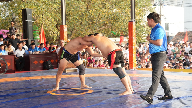 Ngày thi đấu thứ 2 Giải Vật Dân tộc truyền thống xã Dương Hoà mở rộng Xuân Bính Ngọ 2026- Ảnh 4.