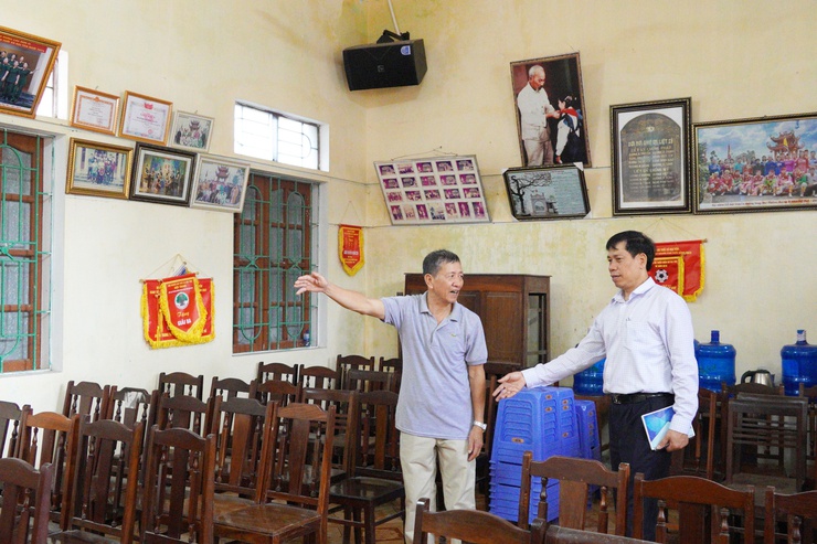 Đồng chí Vũ Ngọc Hòa, Phó Bí thư Thường trực Đảng ủy phường kiểm tra các khu vực bỏ phiếu bầu cử đại biểu Quốc hội Việt Nam khóa XVI và đại biểu HĐND các cấp nhiệm kỳ 2026 – 2031- Ảnh 5.