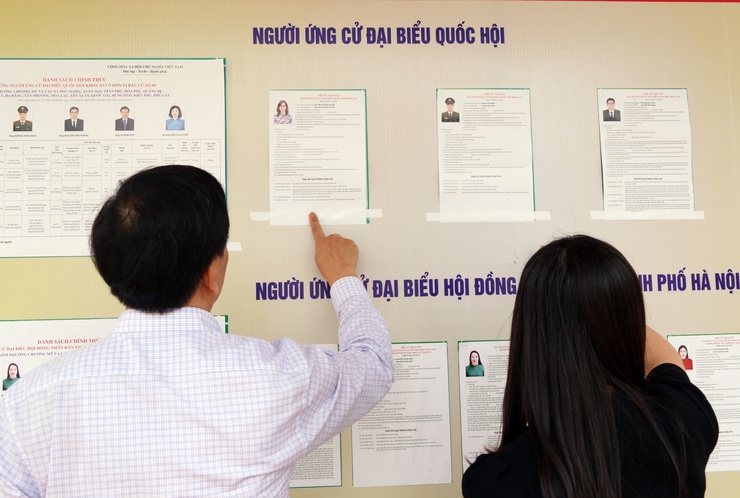 Đồng chí Vũ Ngọc Hòa, Phó Bí thư Thường trực Đảng ủy phường kiểm tra các khu vực bỏ phiếu bầu cử đại biểu Quốc hội Việt Nam khóa XVI và đại biểu HĐND các cấp nhiệm kỳ 2026 – 2031- Ảnh 10.