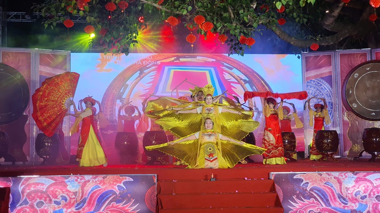 Tưng bừng Liên hoan trống hội Thăng Long phường Phú Lương lần thứ I năm 2026- Ảnh 9.