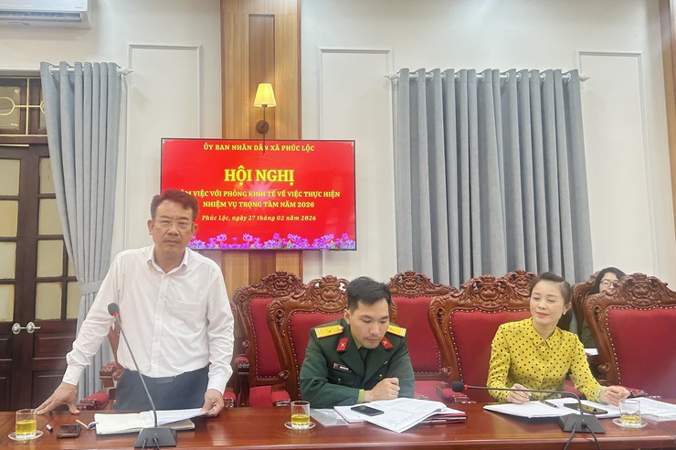 UBND xã tổ chức Hội nghị làm việc với phòng Kinh tế về việc thực hiện nhiệm vụ trọng tâm năm 2026- Ảnh 3.