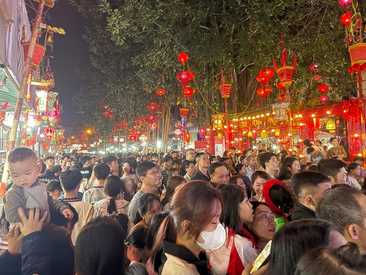 Tưng bừng Liên hoan trống hội Thăng Long phường Phú Lương lần thứ I năm 2026- Ảnh 10.