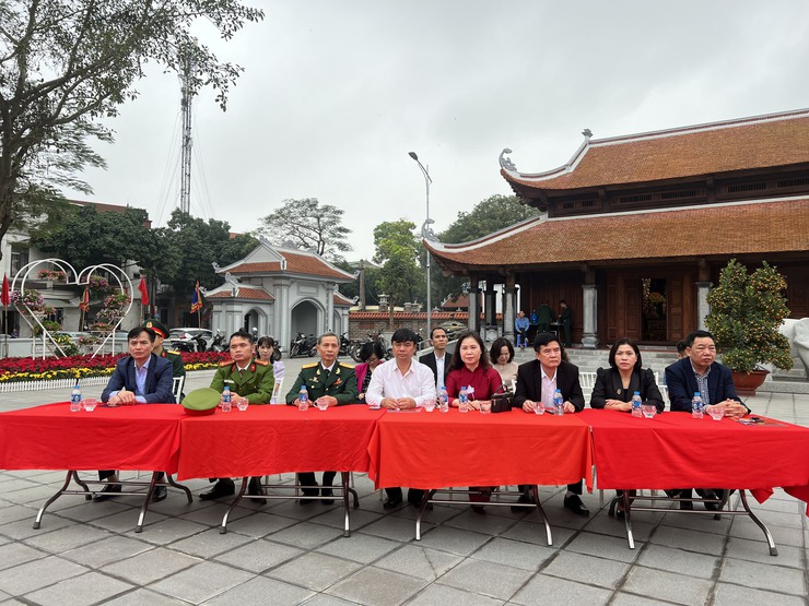 Lễ tuyên dương công dân thực hiện nghĩa vụ Quân sự, Công an nhân dân và biểu dương quân nhân hoàn thành nghĩa vụ năm 2026: Sự tiếp nối truyền thống và khẳng định trách nhiệm công dân- Ảnh 3.