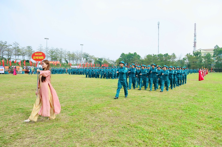 Ban Chỉ huy Quân sự xã Phú Nghĩa tham gia Lễ ra quân huấn luyện năm 2026- Ảnh 12.