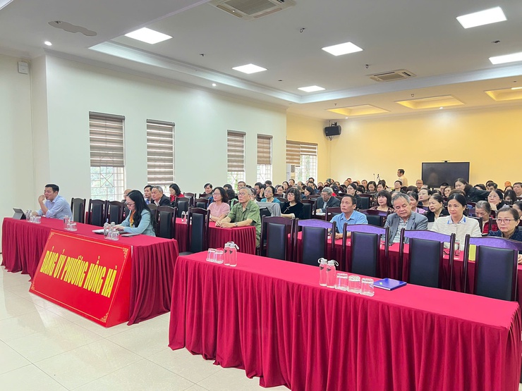 PHƯỜNG HỒNG HÀ TIẾP SÓNG HỘI NGHỊ TRỰC TUYẾN TẬP HUẤN CÔNG TÁC BẦU CỬ ĐẠI BIỂU QUỐC HỘI KHÓA XVI VÀ ĐẠI BIỂU HĐND CÁC CẤP NHIỆM KỲ 2026–2031- Ảnh 1.